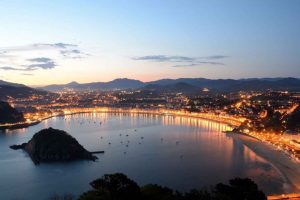 San Sebastian donostia san sebastian home page - jacuzzi hotel room